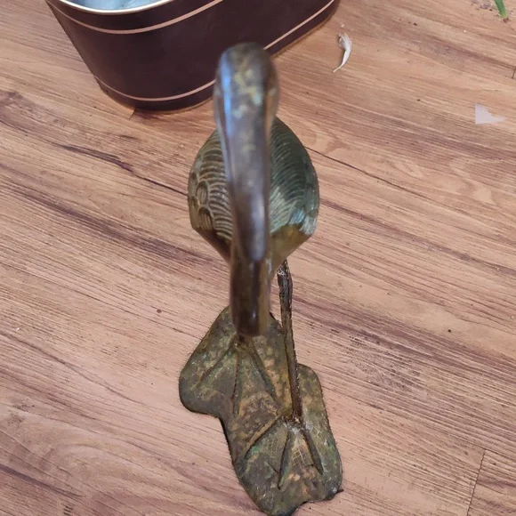 Mid- Century Vintage Solid Brass Patina Finish Heron / Crane Figurine Decor 13"+ - Picture 6 of 11